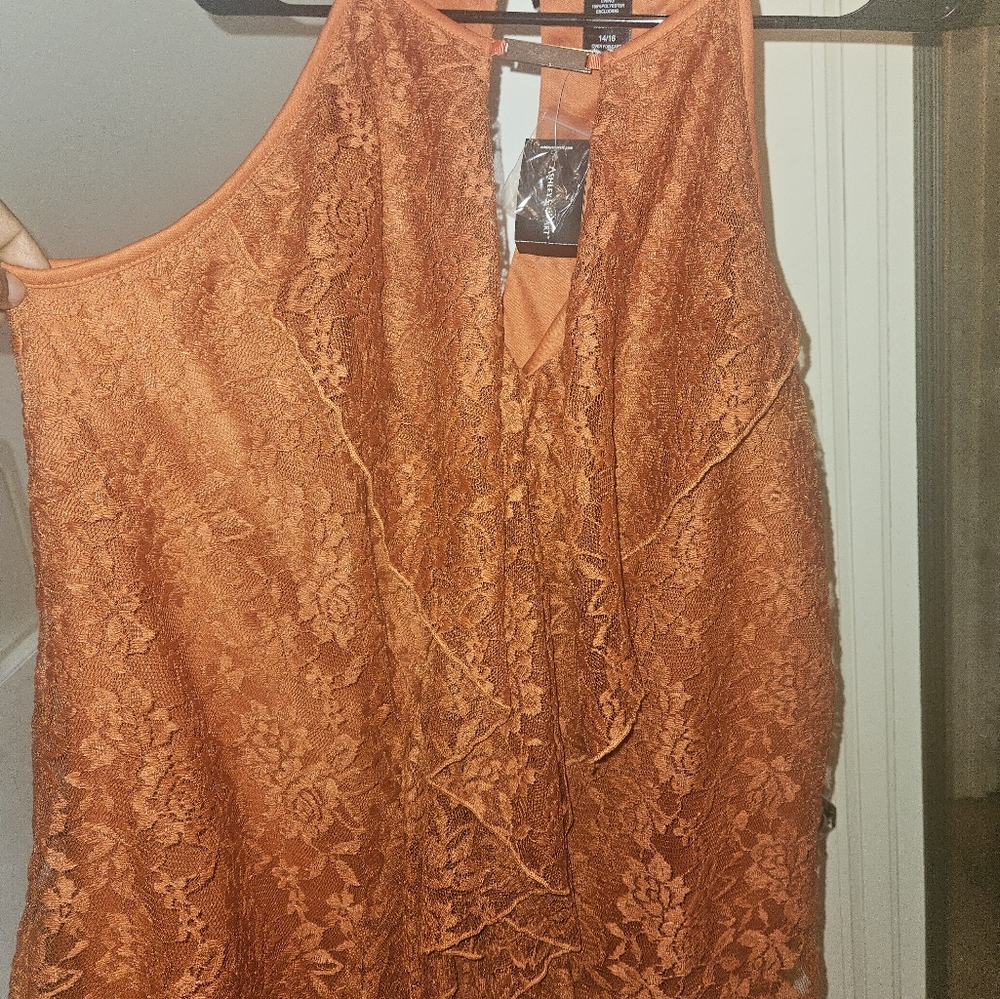 Sleeveless Lace Blouse